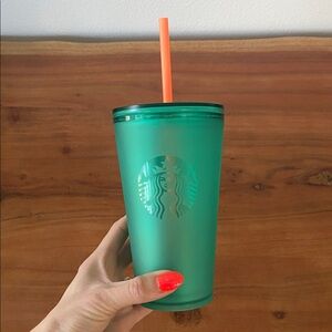 Starbucks frosted green 16 oz tumbler water cup with straw